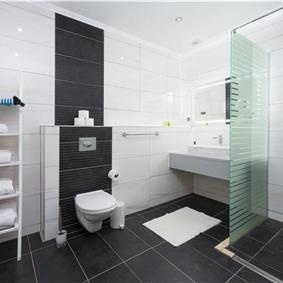 Luxury 5 Bedroom Beachfront Villa near Dubrovnik, Sleeps 11-12